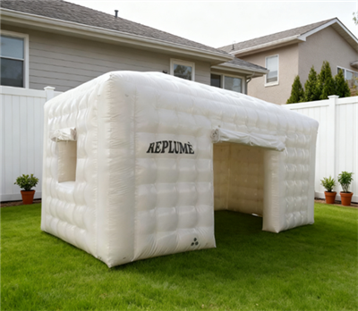 Khemah Kiub Kembung Putih Yang Disesuaikan Untuk Acara